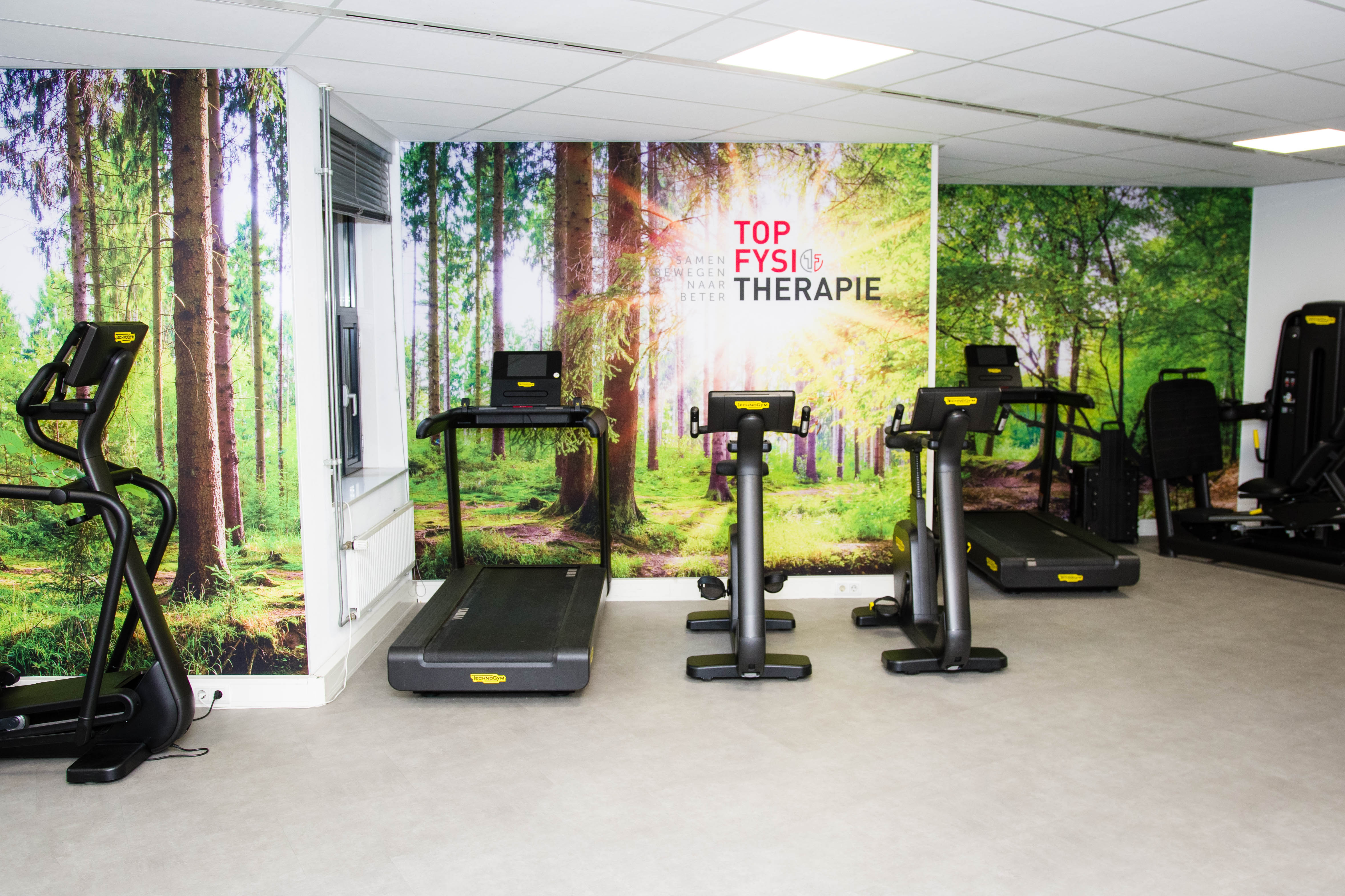 Fitnessruimte met apparatuur